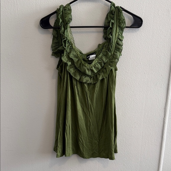 Wet Seal Olive Ruffled Tank Top - Picture 1 of 2